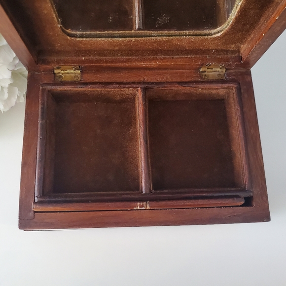 Hand Carved Wood Jewlery Box with Bronze Inlay and Working Lock System - Picture 10 of 14